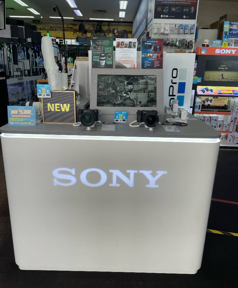 Sony retail display developed by fuchsia retail